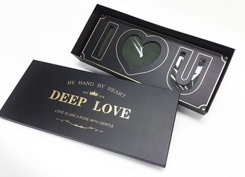 Black Rectangular I Love You Flower Box With Liners and Foams/Caja para flores rectangular negra I Love You con forros y espumas