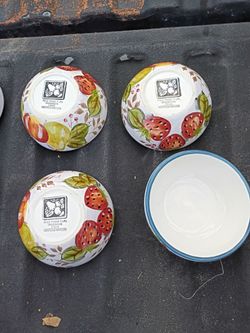 Black Forest Fruits Dinner Ware