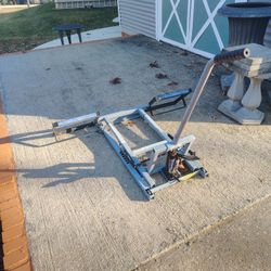 Zero Turn / Riding Lawn Mower Lift 
