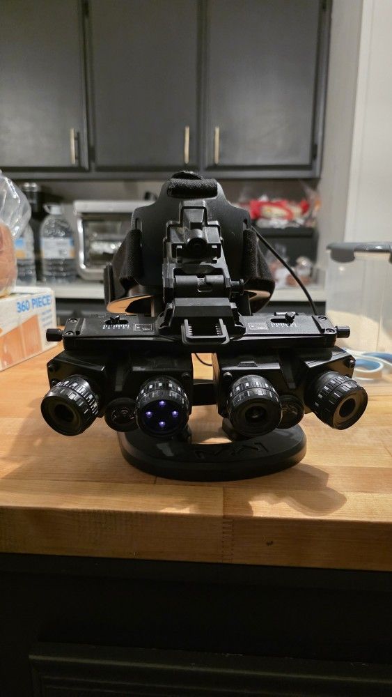 Call of Duty Modern Warfare - Night Vision Goggles