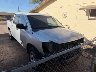 Nissan Titan 2095 175k miles