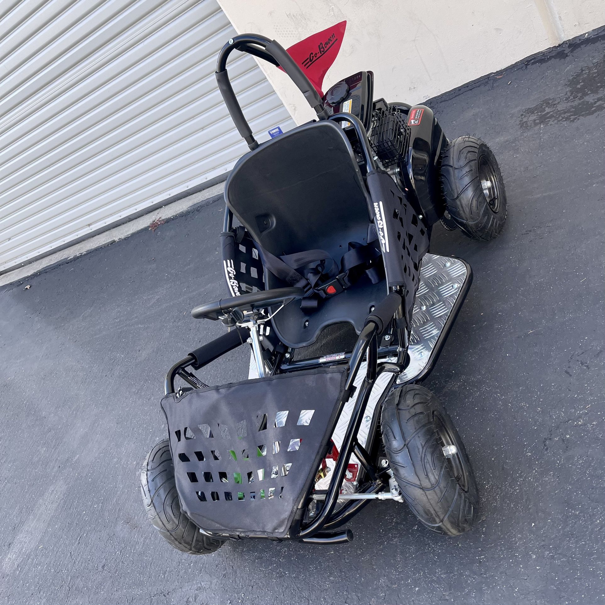 79cc 2.5 HP, 4 Stoke Go Kart, Racing Go Cart for Kids with Foot Pedal and Foot Break.