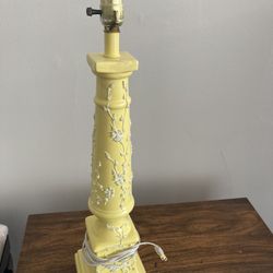 Vintage yellow lamp base 