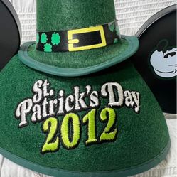 RARE! 2012 Disney Parks St Patricks Day Mickey Mouse Ears Cap. NEW One size