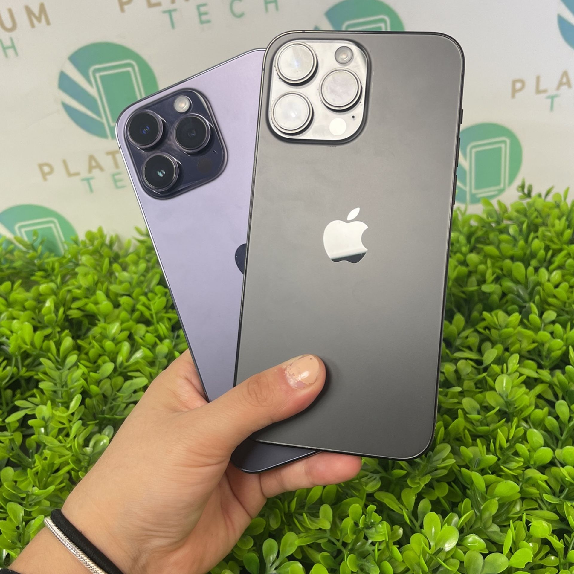 iPhone 14 Pro Max (256gb)unlocked ‼️wireless Headphones For Free🤩😎