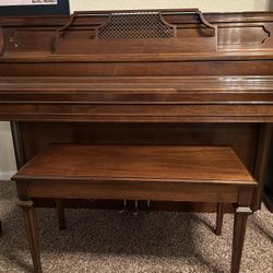 Yamaha Piano $600