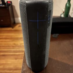 Ultimate ears Portable Speaker