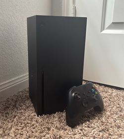 Xbox Series X + Controller
