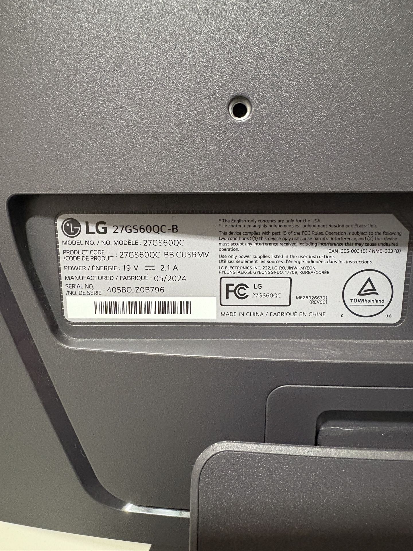 LG Ultragear Curved Monitor 180hz Model 27GS60QC-B