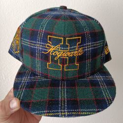 7 3/4 Hogwarts Harry Potter New Era 59Fifty Plaid Fitted Hat