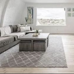 Nesting Coffee Table With 4 Seats