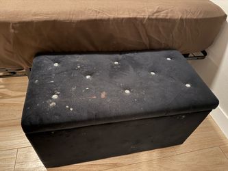 Storage box