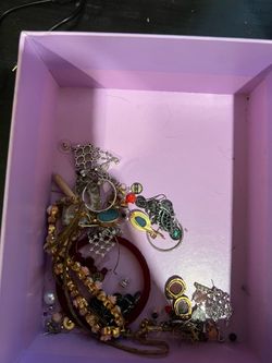 Jewelry box of earrings