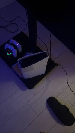 Ps5 plus 2 controllers plus’s charging staition for controllers