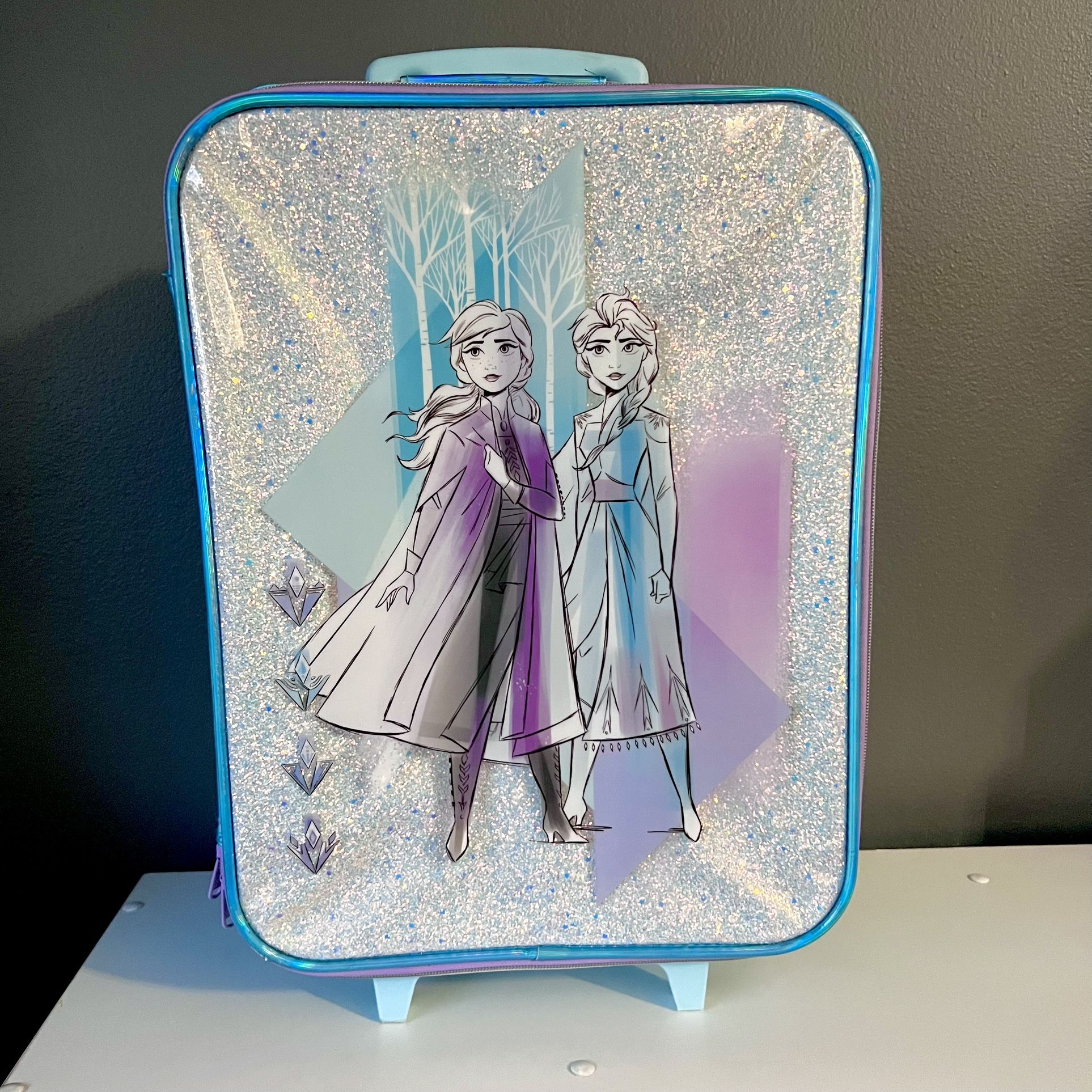 Elsa & Anna Rolling Luggage