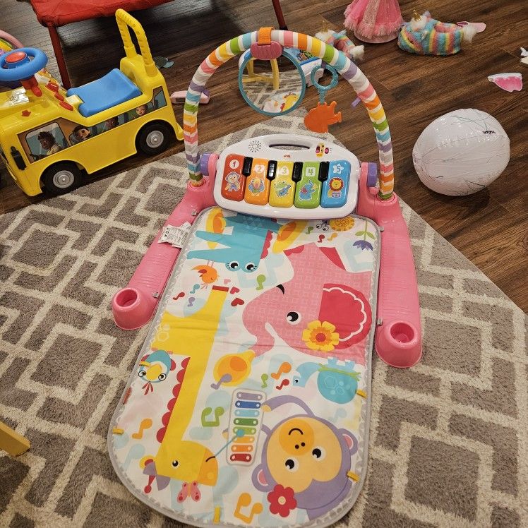 Fisher Price Delux Kick & Play Piano Gym Playmat