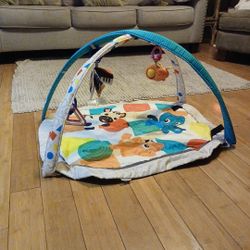Baby activity mat
