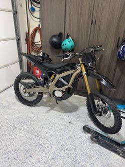 2025 surron ultra bee