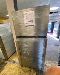 Hisense RT180N3SSEH Refrigerator