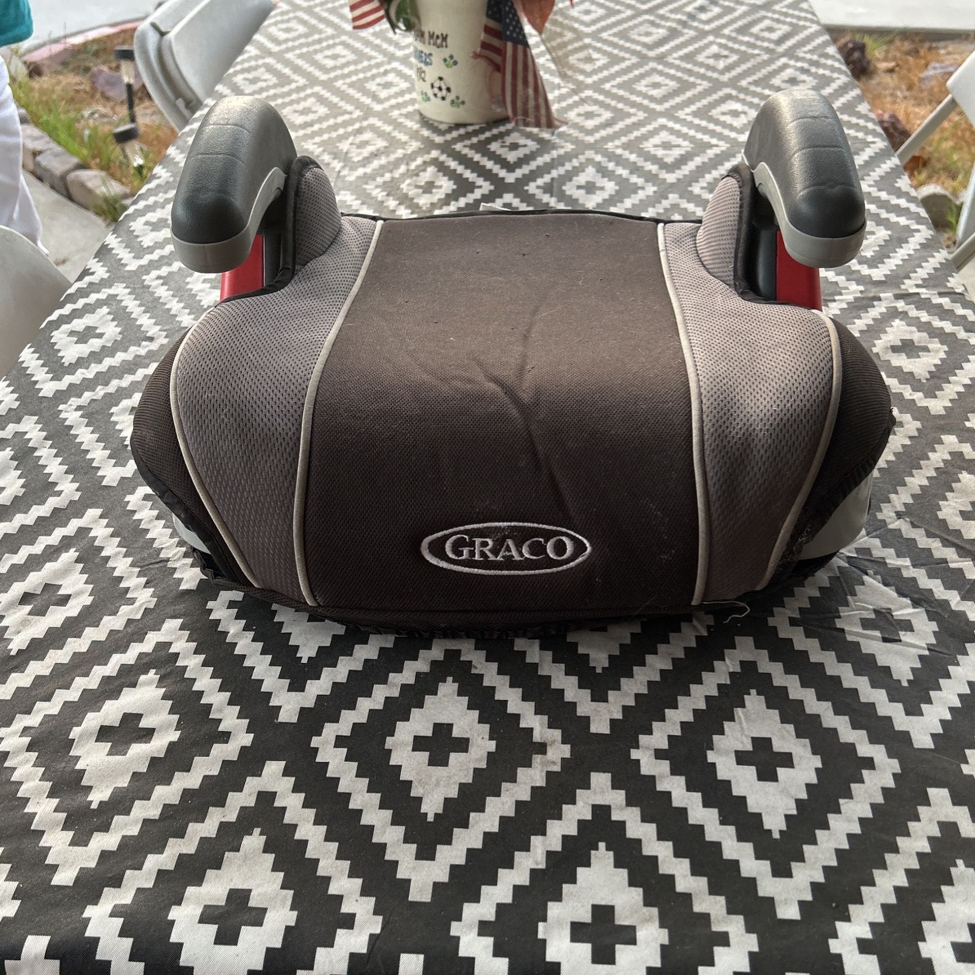 Booster car seat. Good shape