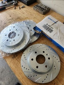 Brand new Detroit Axle rotars