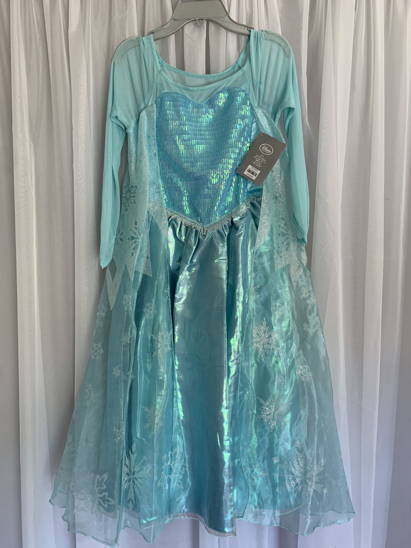 DISNEY’s Frozen Elsa Costume BRAND NEW WITH TAG!!! DISNEY’s ELSA Originally $44.95 plus tax! Now only $40 flat! 