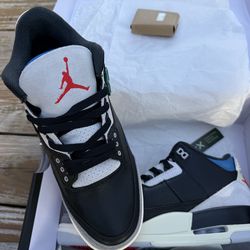 SALE !!!! Sneakers size 10 US brand new $100