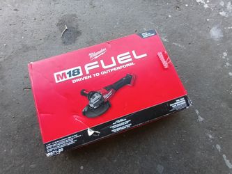 Milwaukee
M18 FUEL 18-Volt Lithium-Ion Brushless Cordless 4-1/2 in./6 in. Braking Grinder with Paddle Switch (Tool-Only)