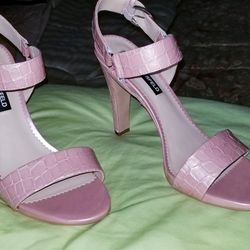 Karl Lagerfeld Paris Cieone Leather Heels