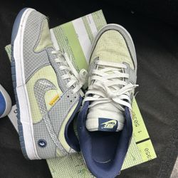 Nike Dunks Union Passport Pistachio Size 10.5