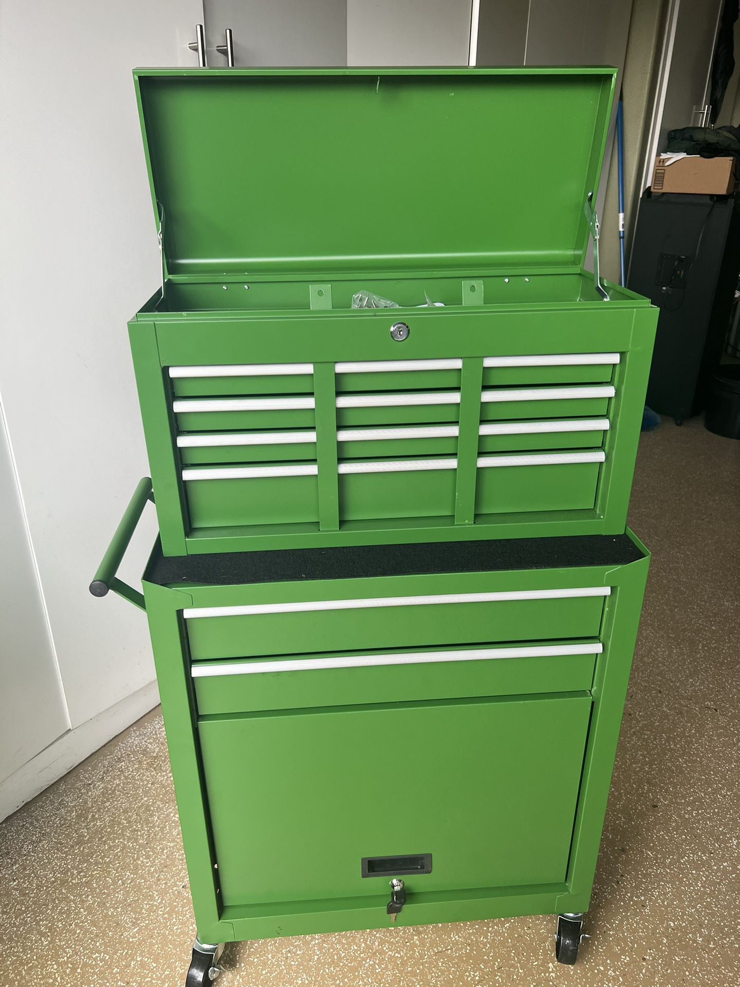 Tool Box Without Keys 