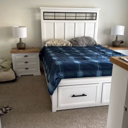 Bedroom Set $750