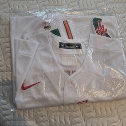 Size Small