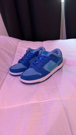 Authenticity Guarantee Nike SB Dunk Low Blue Raspberry Men's Size 9