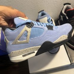 Jordan 4 University Blue