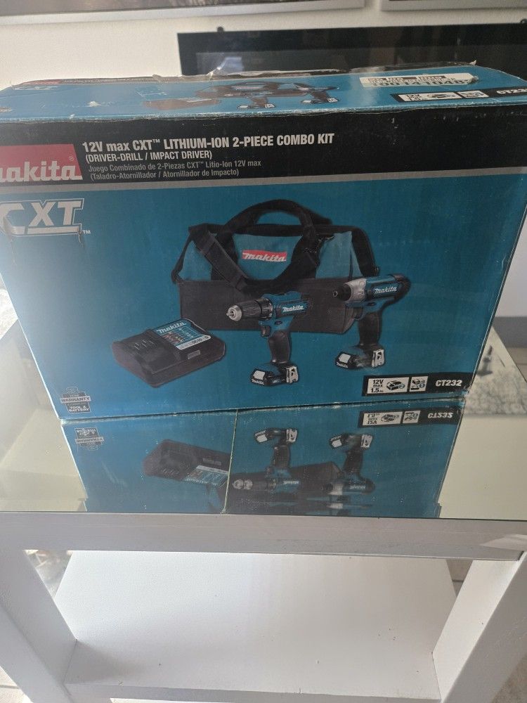 Makita 12V Set Drills With Batterie And Charger New 