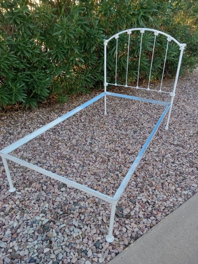 Vintage Bed Frame 