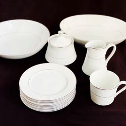 Vintage 1960s Southwicke White Lace Fine China - Made In Japan 