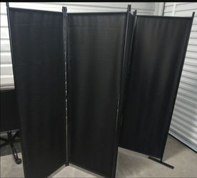 Black room divider