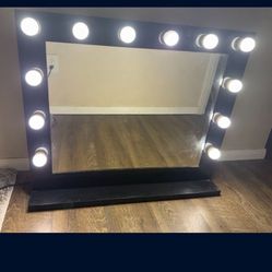 Vanity mirror with lights