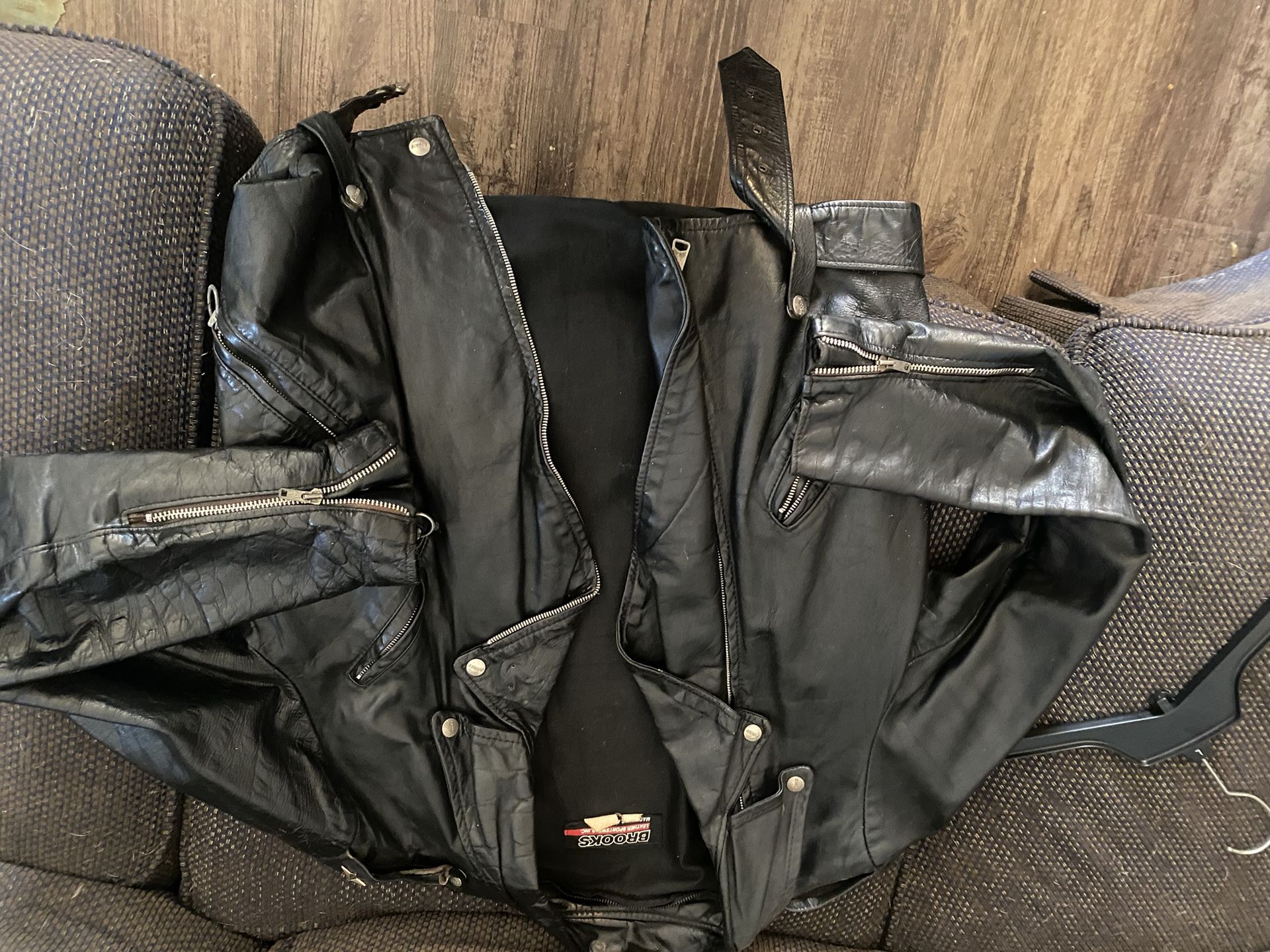 Size 42 Vintage Brooks Leather Biker Jacket 