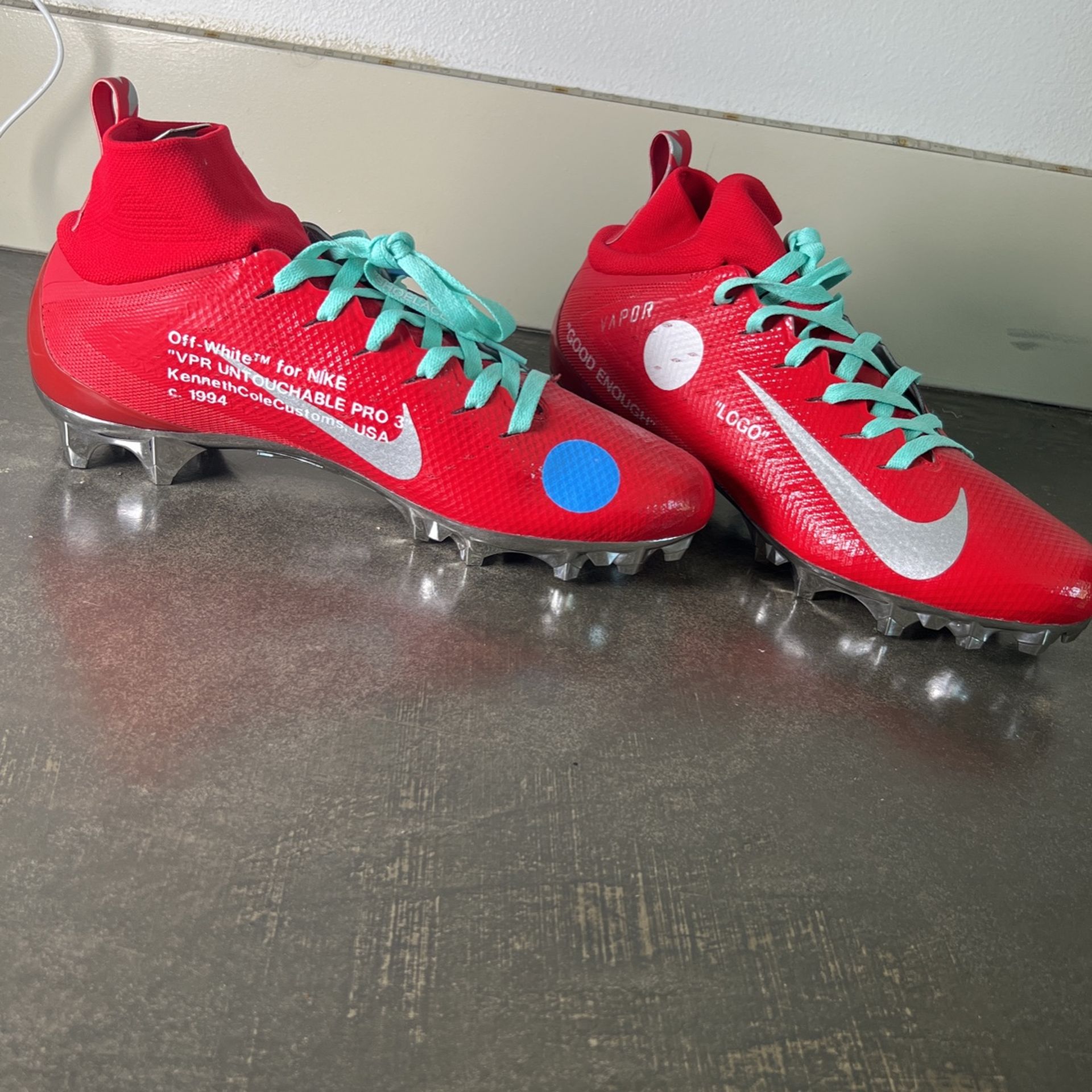 Nike Vapor Untouchable Pro 3 By You Custom Football Cleat in Red