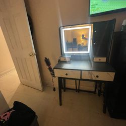 Vanity For Sale Lmk Offer 175 ‼️‼️‼️