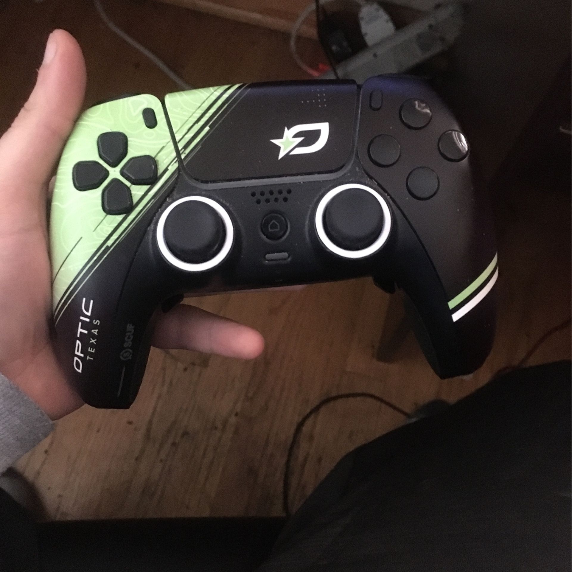 Optic Scuff Controller 