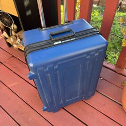 Thermodyne Hardcase With Wheels 
