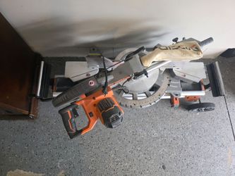 RIDGID Sliding Compound Miter Saw + Stand – Excellent Condition