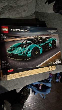 Lego Aston Martin