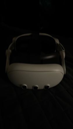 Oculus quest 3 with a battery pack for the head strap