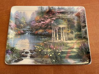 Beautiful “Garden Of Prayer” Vintage Retired Collectible Plate By  Artist Thomas Kinkade. $20.00. See Pic.