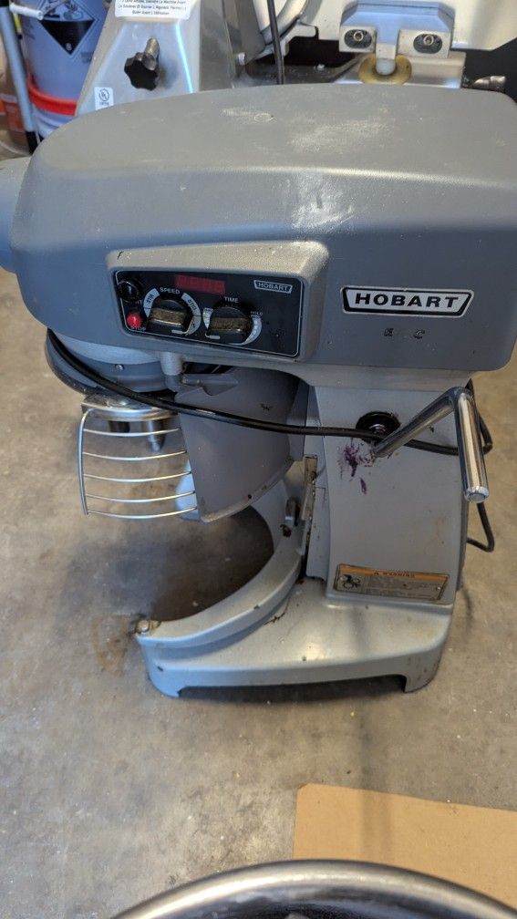 Hobart HL220
